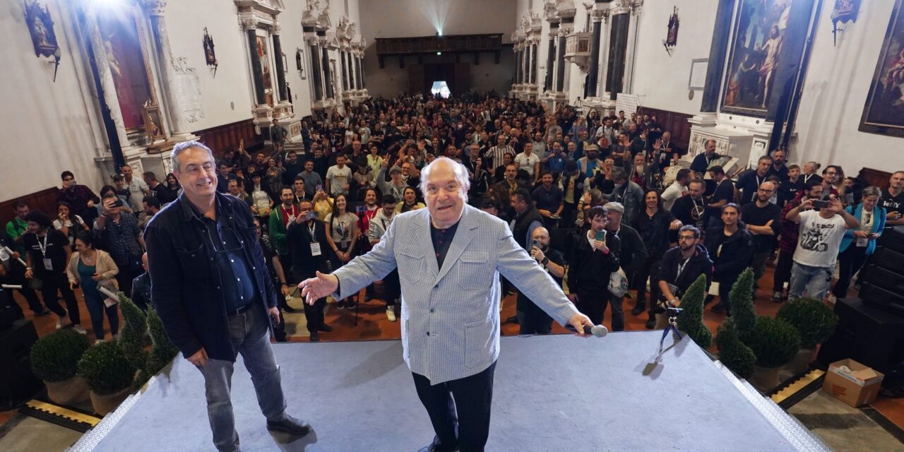Lino Banfi omaggiato da Infinite Statue al Lucca Comics 2022